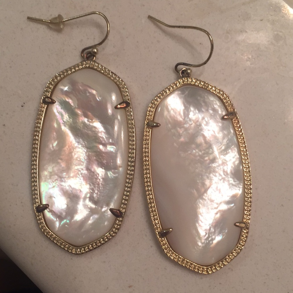 Kendra Scott earrings!